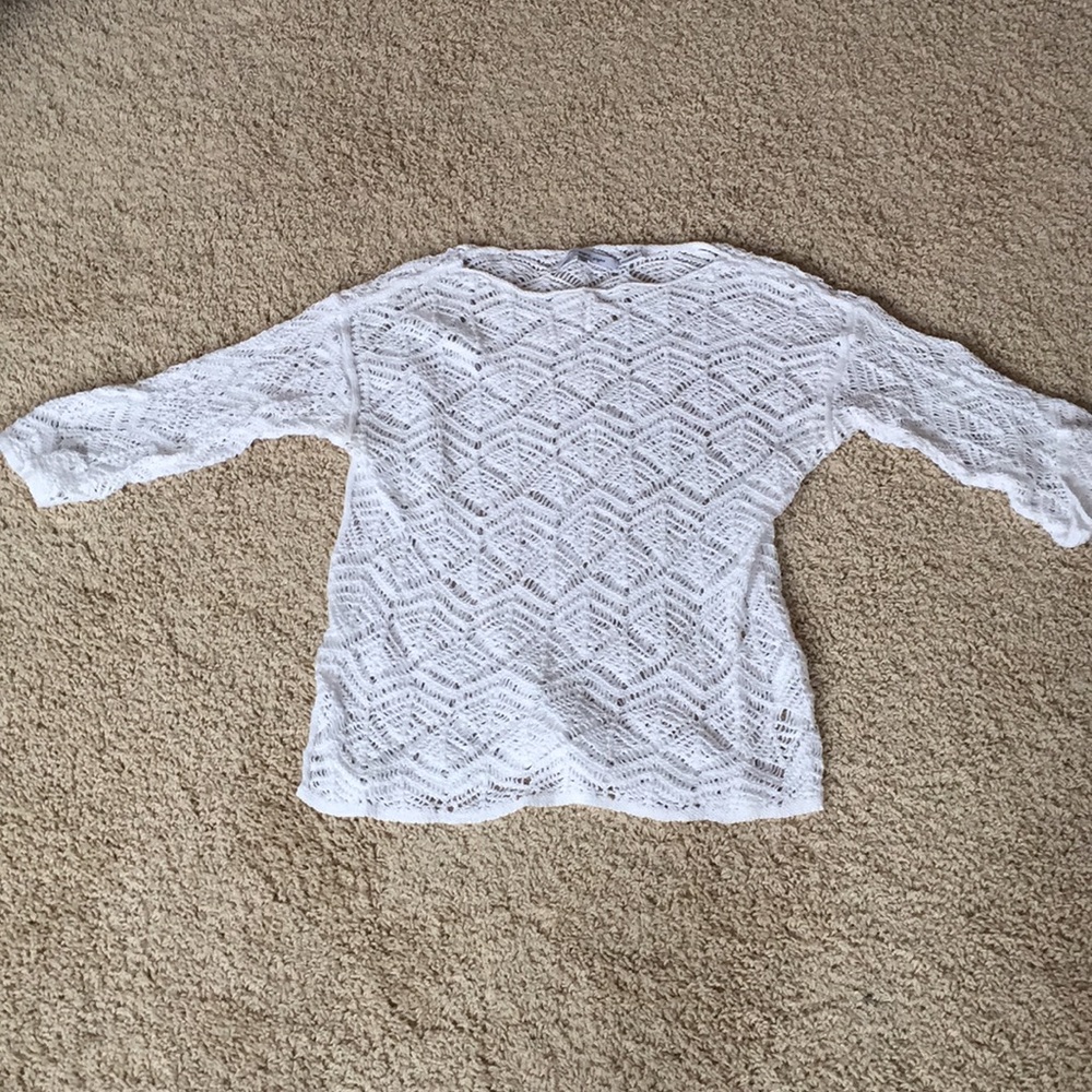 Crocheted white 3/4 sleeve top